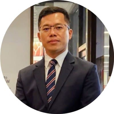 Nguyễn Hoàng Tuấn