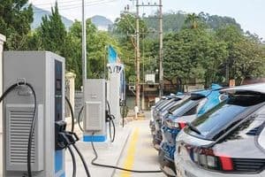 Đề xuất quy chuẩn về trụ sạc, trạm sạc xe điện