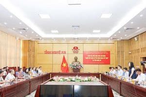 Kiểm tra thực hiện cuộc vận động 'Người Việt Nam ưu tiên dùng hàng Việt Nam' tại Nghệ An