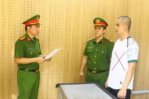Sơn La: Khởi tố đối tượng núp bóng doanh nhân để lừa đảo hàng tỉ đồng