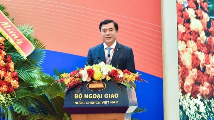 Tăng Cường Ngoại Giao Kinh Tế Để Đưa Việt Nam Lên Tầm Cao Mới Trong Chuỗi Giá Trị Toàn Cầu