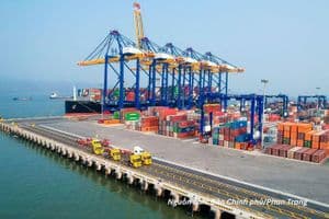 Xuất nhập khẩu tạo đà cho tăng trưởng những tháng cuối năm